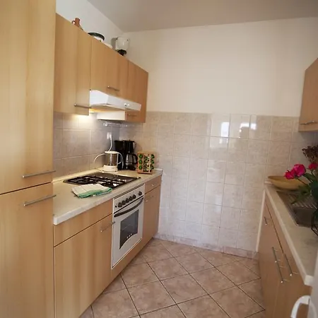 Апартаменты Penthouse Duplex Anna - 4 Bed 3 Bath - Seaview - Free Parking - And Restaurants 250m - Ciovo And - 15 Minutes To Airport Трогир