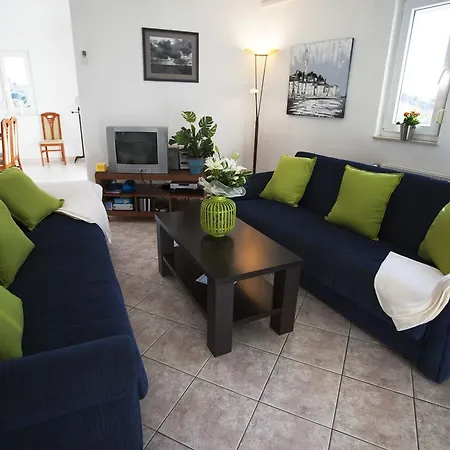 Penthouse Duplex Anna - 4 Bed 3 Bath - Seaview - Free Parking - And Restaurants 250m - Ciovo And - 15 Minutes To Airport