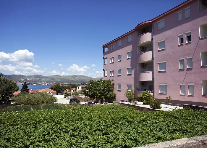 Lägenhet Penthouse Duplex Anna - 4 Bed 3 Bath - Seaview - Free Parking - And Restaurants 250m - Ciovo And - 15 Minutes To Airport