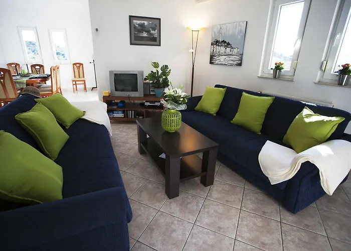 Penthouse Duplex Anna - 4 Bed 3 Bath - Seaview - Free Parking - And Restaurants 250m - Ciovo And - 15 Minutes To Airport