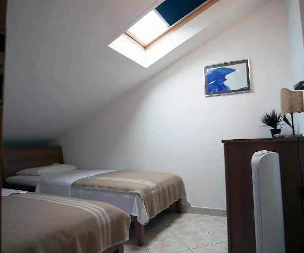 Penthouse Duplex Anna - 4 Bed 3 Bath - Seaview - Free Parking - And Restaurants 250m - Ciovo And - 15 Minutes To Airport